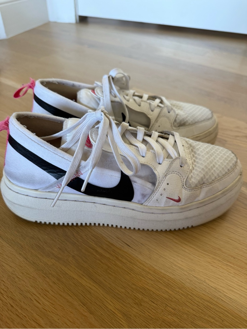 Nike Women’s Platform White & Black Low-Top Sneakers with Pink Accent